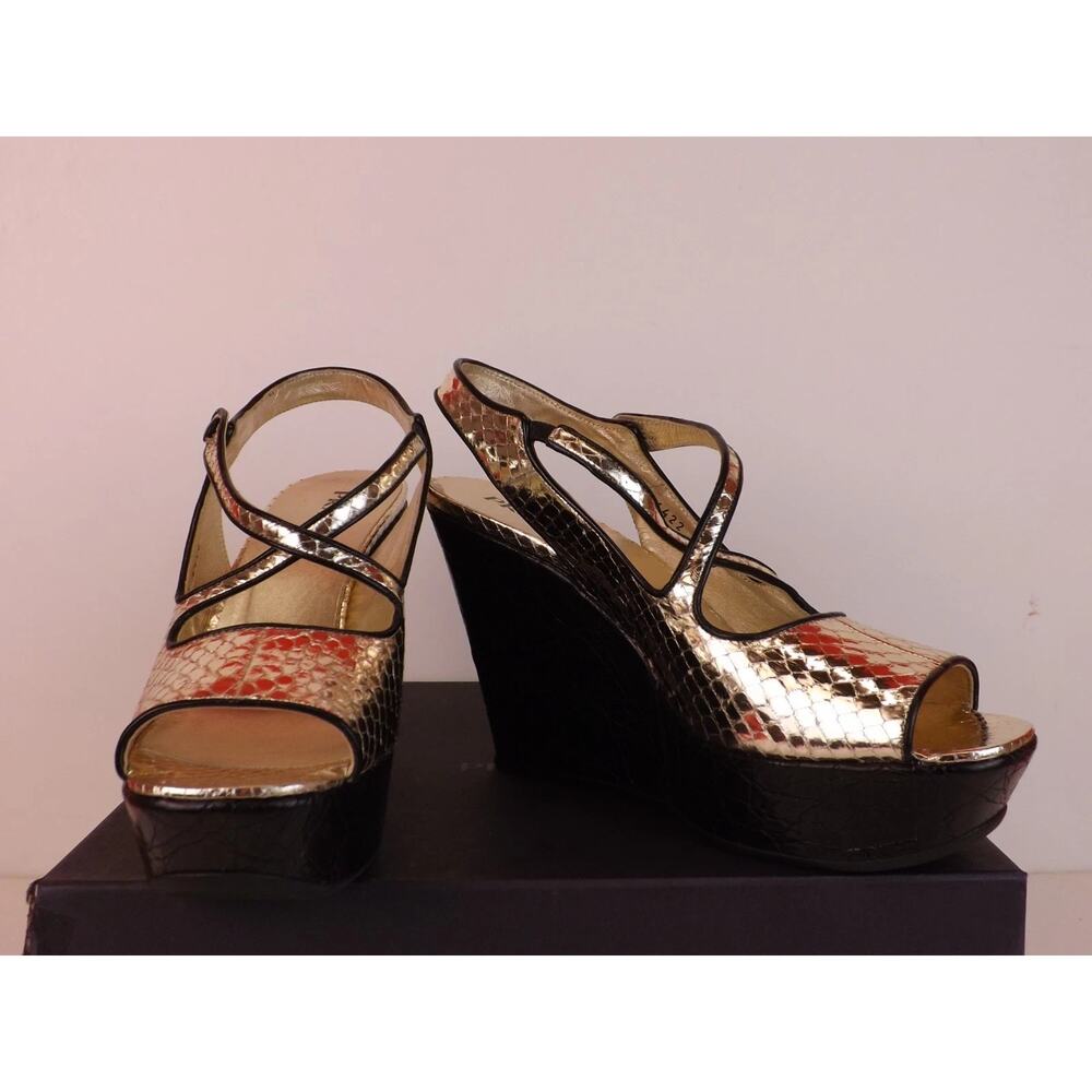 NIB PRADA 1K7394 LITE GOLD SNAKE PRINT LEATHER BLACK WEDGE PLATFORM SANDALS 40 - Picture 7 of 11